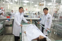 Phẫu thuật thành công ca vẹo cột sống bẩm sinh