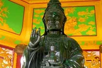 Điều đặc biệt về tượng ngọc quan âm lớn nhất VN