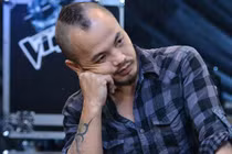 Trần Lập: Anh nào không thích gái, giơ tay?