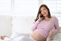 Cảnh báo sóng điện thoại ảnh hưởng tới thai nhi