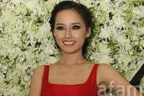 “Chộp” khoảnh khắc “tự làm xấu mình” của hoa hậu VN