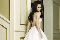 Phong thủy: Màu sắc trang phục hợp mệnh Mộc