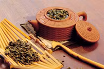 Xơ gan vì nhai chè khô