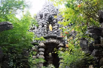 Độc đáo đường vào “18 tầng địa ngục” ở chùa Ốc