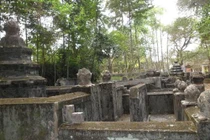 Khu mộ thái giám duy nhất còn lại ở Việt Nam