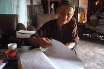 Bà cụ hơn 20 năm tình nguyện tắm cho xác chết