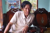 Trải lòng của người đàn ông 30 năm ăn côn trùng sống