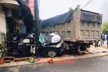 Video: Kinh hoàng phút xe ben tông nát bét ôtô con sang đường ẩu