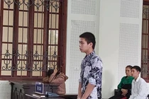Giấu bé trai trong rừng dẫn đến tử vong, nam sinh 17 tuổi lĩnh án 15 năm tù