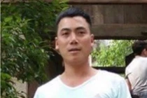 Truy bắt người đàn ông sát hại vợ và bố vợ cũ rồi bỏ trốn 