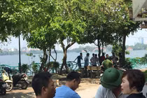 Hà Nội: Tá hỏa phát hiện thi thể nam giới nổi trên mặt hồ Tây