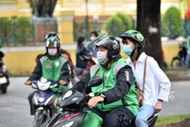 Sau Grab, Gojek cũng tăng 8-10% giá cước