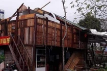 Cảnh tượng nhà cửa tan hoang sau trận lốc cực mạnh ở Mộc Châu 