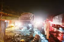 Video: Tai nạn kinh hoàng, 1 người chết, 19 người bị thương