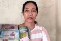 Nữ giúp việc trộm 5.000 USD của gia chủ rồi tráo bằng tiền âm phủ