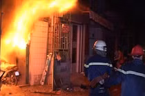 Tin nóng ngày 13/9: Con trai dùng xăng phóng hỏa đốt cha ruột