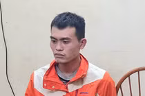 Nghi can đâm bảo vệ Thế giới di động cướp điện thoại do thất nghiệp