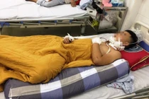Mâu thuẫn khi đi ăn đêm, nam thanh niên bị đâm nguy kịch