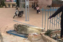 Sập cổng trường đè chết học sinh ở Đắk Nông: Trách nhiệm hiệu trưởng thế nào?
