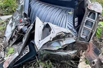 Nghệ An: Ô tô lao xuống vực, 2 giáo viên tử vong, 1 người nguy kịch