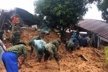 Sẵn sàng điều máy bay đến vụ sạt lở ở Quảng Trị