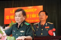 Biết gì về 2 tân Thượng tướng QĐNDVN vừa được thăng quân hàm?