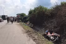 Xế hộp gây tai nạn liên hoàn trên QL 5, hai người thương vong