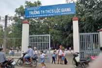 Phụ huynh đánh cô giáo bất tỉnh: “Côn đồ” thế, sao dạy con?