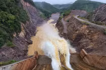 Thủy điện Thượng Nhật tích nước trái phép: Tội chồng tội... cần phạt nặng?