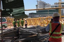 3 người chết tại Bình Dương vì sập cần cẩu: Ai chịu trách nhiệm?