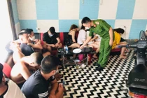 Hải Dương: Bất chấp “lệnh cấm”, karaoke Legend mở cửa, 10 “dân chơi” bay lắc