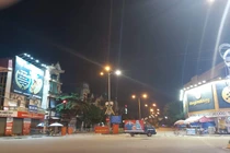 Đường phố Hải Dương vắng lặng trước giờ nâng mức độ cách ly