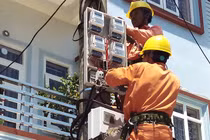 Tiền điện tăng vọt: Công tơ, cách ghi hóa đơn tin được không?