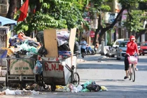 Người dân chặn xe vào bãi rác Nam Sơn: Nguyên nhân từ đâu?