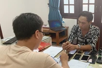 Bắt khẩn cấp đối tượng chiếm đoạt tiền gia đình nạn nhân Rào Trăng 3