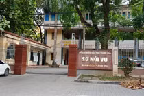 Trưởng phòng Sở Nội vụ Thanh Hóa bị bắt vì tổ chức đánh bạc tại nhà