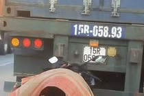 Hải Dương: Đâm vào container đang đỗ, nam thanh niên tử vong tại chỗ