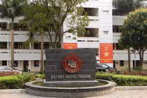 3,2 tỷ ngoài sổ sách của Đại học Ngoại Thương “trôi” về đâu?