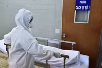 Người nước ngoài chữa Covid-19 ở Việt Nam phải trả phí: Hợp lý