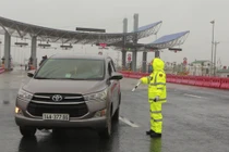 Thủ tướng: Thực hiện nghiêm cách ly toàn xã hội nhưng không vận dụng sai