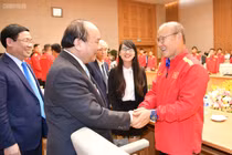 Thủ tướng chúc các “chiến binh sao vàng” giành chiến thắng trước U23 Triều Tiên