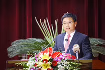 Chủ tịch tỉnh Quảng Ninh kiêm Hiệu trưởng ĐH Hạ Long: Có đúng quy định?