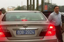 Lạm dụng xe biển xanh, nhiều quan vẫn vi phạm, dây kinh nghiệm vẫn còn dài?