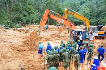 Điều trông thấy từ hình ảnh bộ đội cụ Hồ trong lũ lụt miền Trung