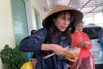 Ca sĩ Thủy Tiên không phạm luật, đáng hoan nghênh, trân trọng