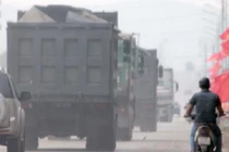 Xe “quá tải” tung hoành QL17B và câu hỏi về trách nhiệm?