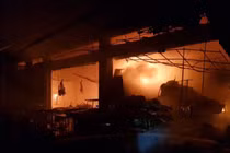 Chợ Đề Thám bốc cháy ngùn ngụt trong đêm, thiệt hại lớn tài sản