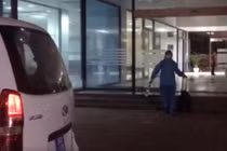 Phát hiện trường hợp SARS-Cov-2 ở Hải Dương: Phong tỏa khoa cấp cứu, karaoke, bar