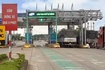 Thủ tướng chỉ thị đẩy nhanh tiến độ triển khai thu phí điện tử không dừng