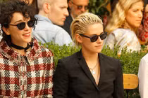 Kristen Stewart công khai đưa bạn gái mới đi sự kiện